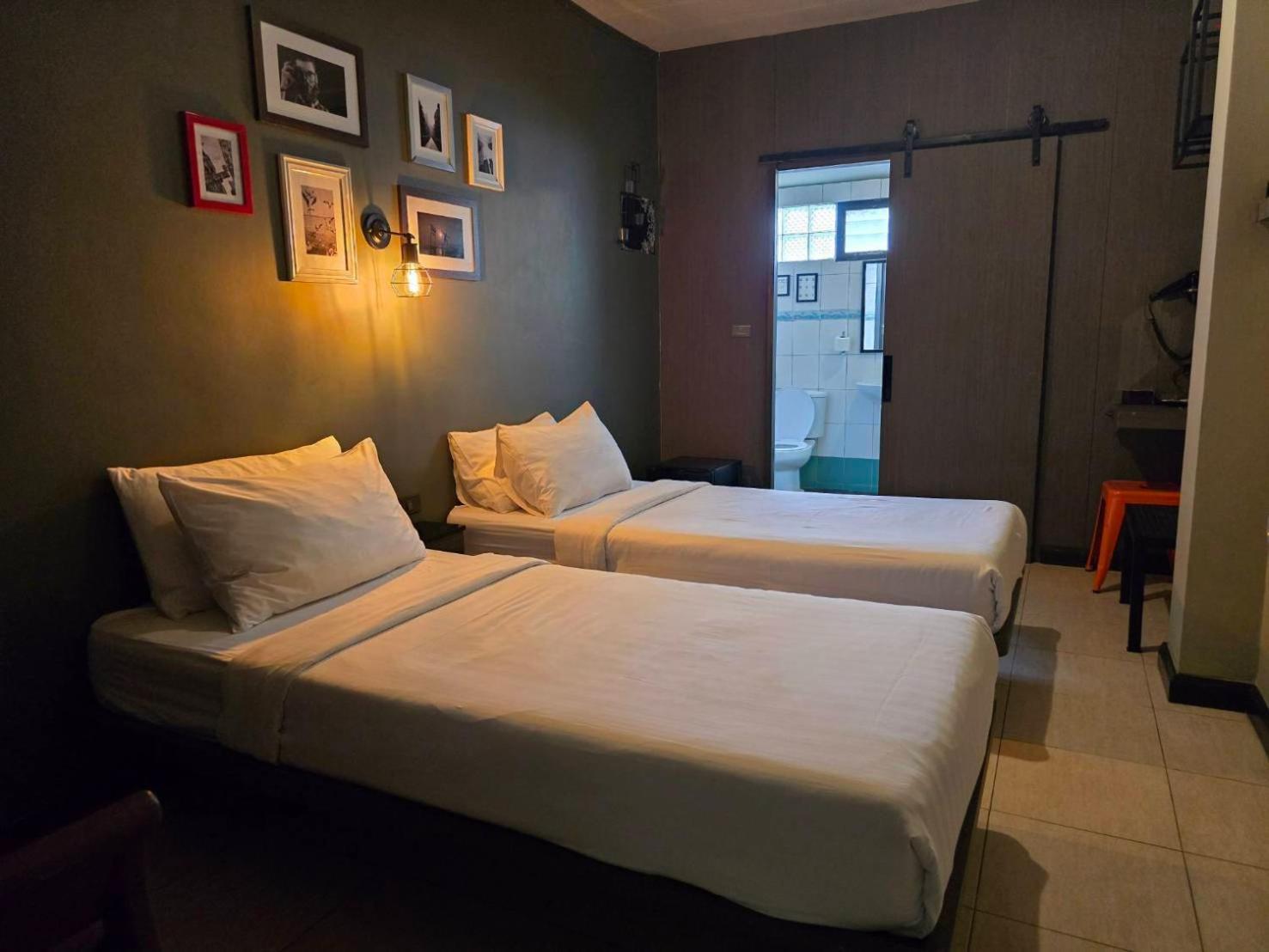 บีบีเฮ้าส์ รามบุตรี 2 Hotel กรุงเทพมหานคร ภายนอก รูปภาพ